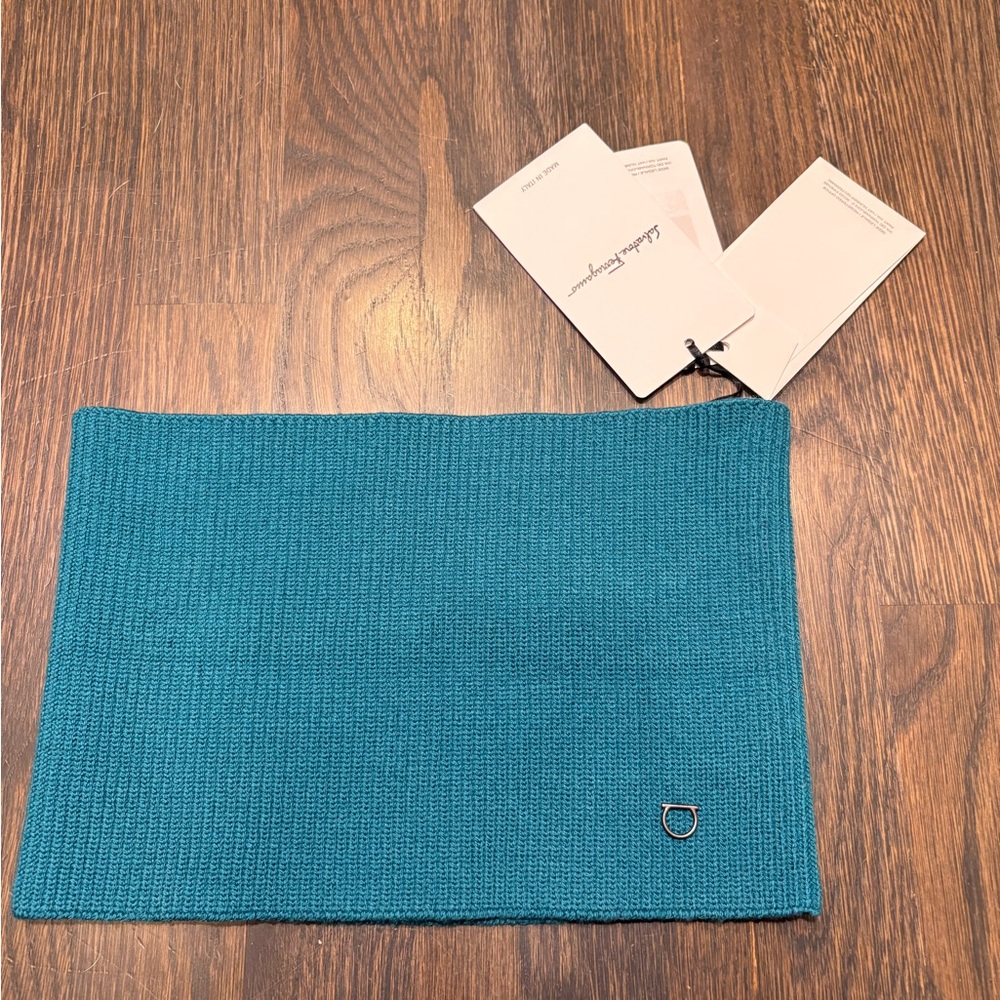 Teal snood with logo or head band one size fits most Wool Strech Ferragamo nwt